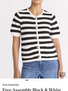 Free Assembly black and white crochet sweater size small